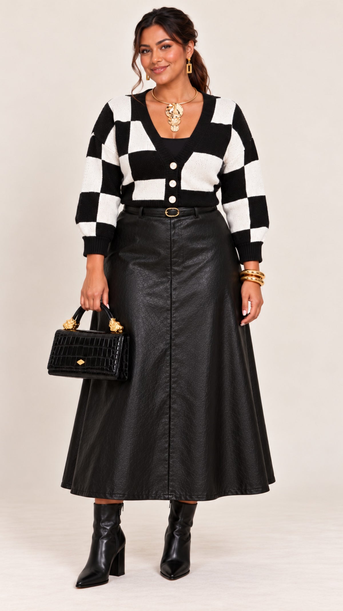 Black & White Checkerboard Print Cropped Knit V-neck Cardigan
