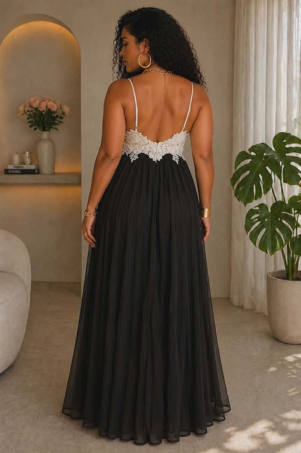 062725 Black & White Crochet Top Details Sleeveless Maxi Dress