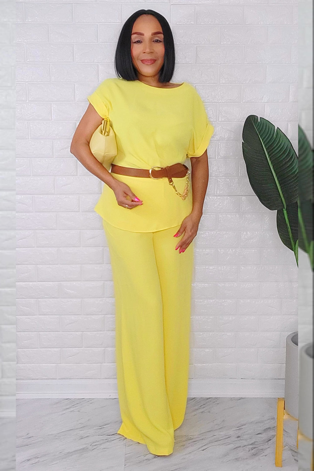 032124 Amelia Yellow Crepe Short Sleeve 2 Pieces Pant & Top Set with Belt