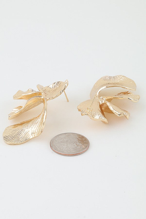 051426 Gold Blooming Petal Flower Earrings