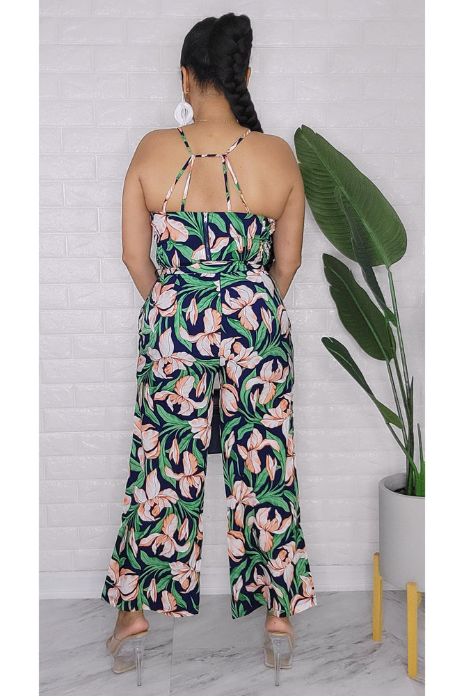 071023 The Exotic Crop Top & Capris Set