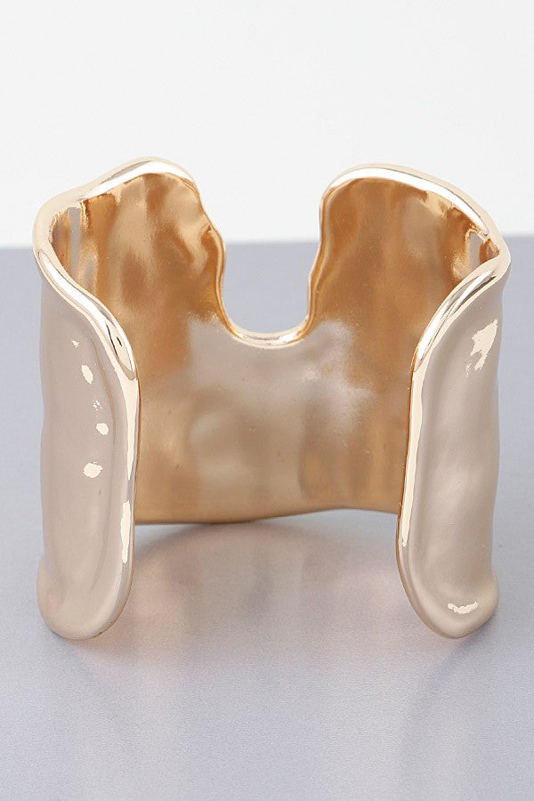 110624 Shiny Hammered Cuff Bracelet
