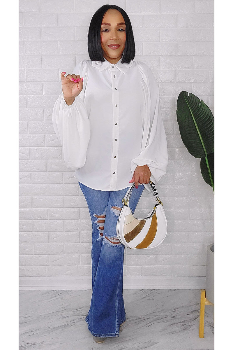 081823 The White Classic Buttons Down Lantern Sleeve Top