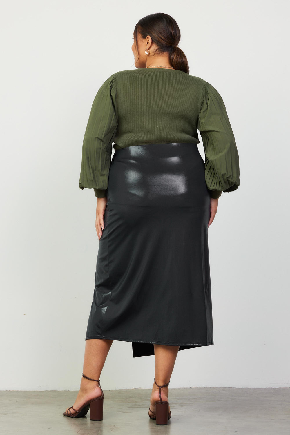 121224 Black Side Ring Details Midi Wrap Skirt