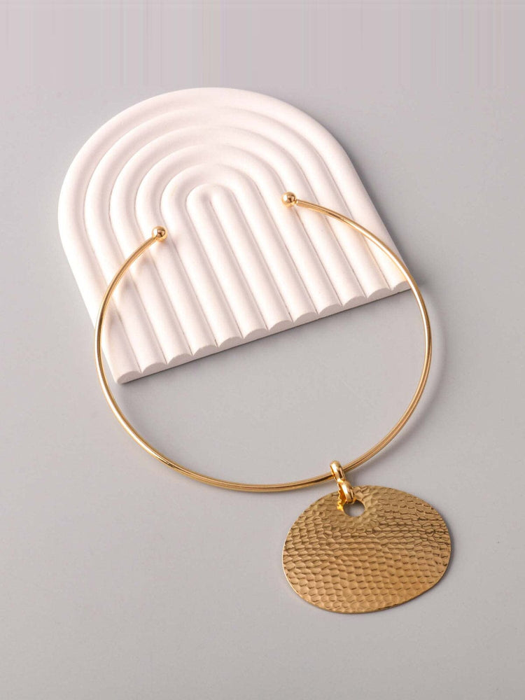 121524 Gold Pendant Collar Necklace