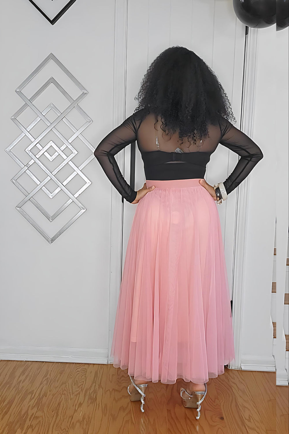 110724 Our Mauve Dressed in soft lace and flowing tulle Skirt