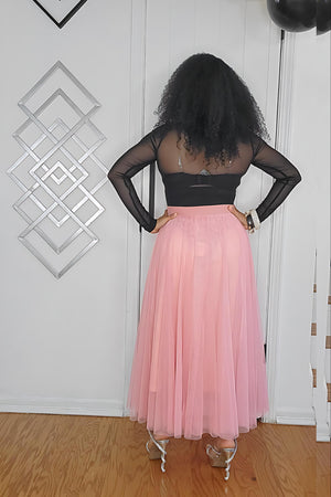 110724 Our Mauve Dressed in soft lace and flowing tulle Skirt