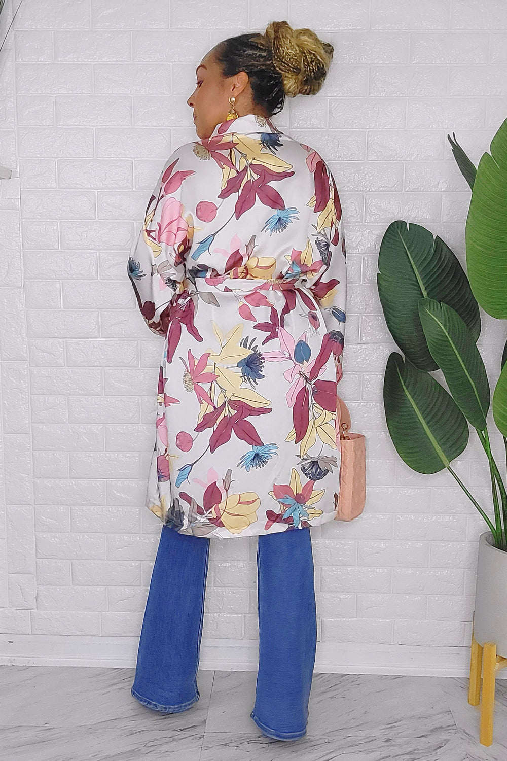 090823 The Blush Florals Print Short Belted Kimono Duster