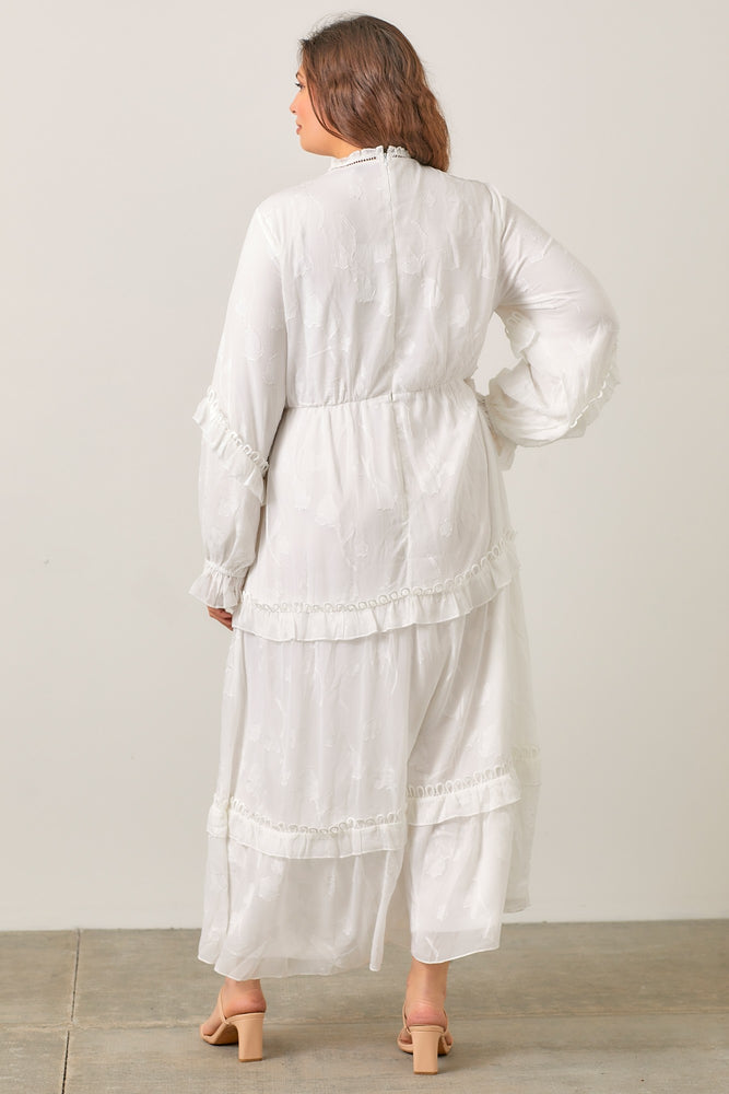 021225 Eyelet Lace Trim Long Sleeve Maxi Dress