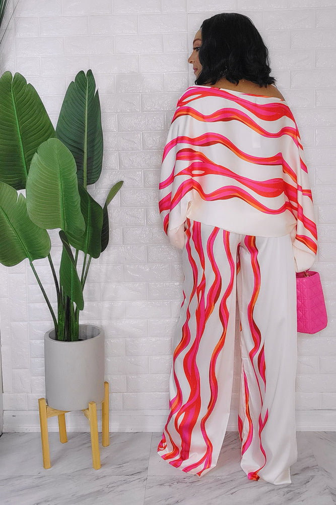 092823 The Satin Cream/Pink Crew neck Long Sleeve Top and Pant Set