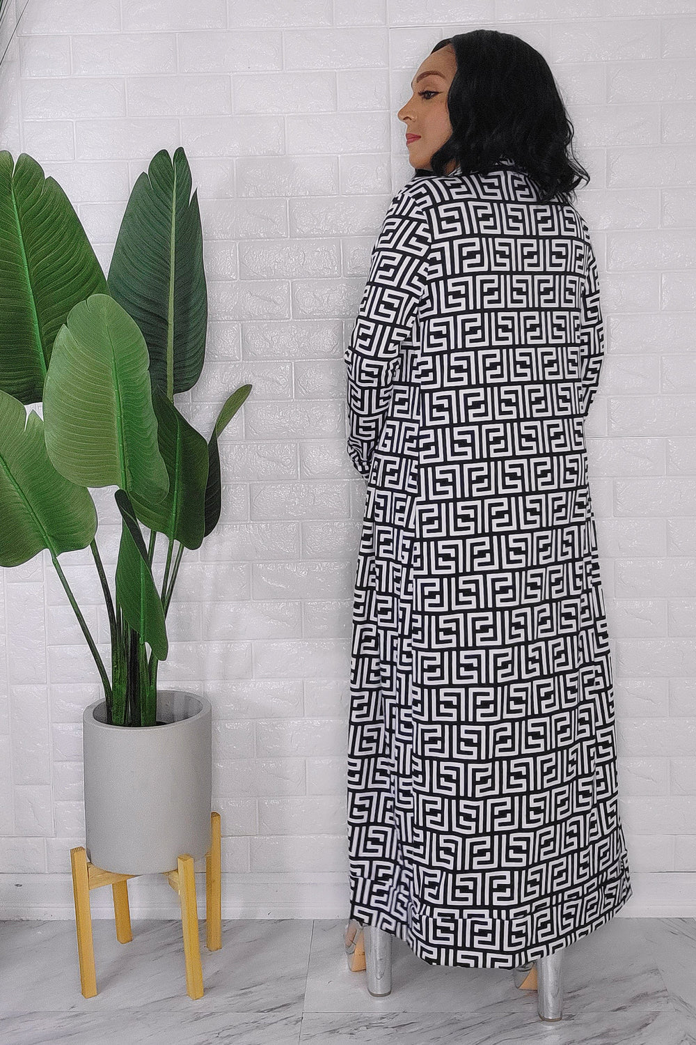 092823 The White and Black Print 2 Pieces Cardigan Midi Dress set