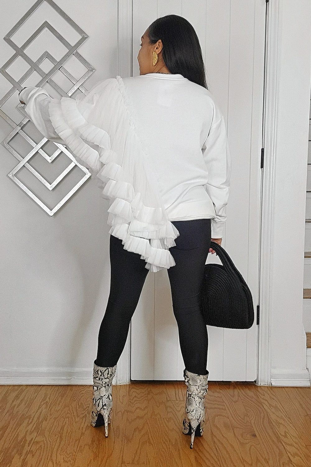 020525 Off White Long Sleeve Ruffles Pullover Sweater
