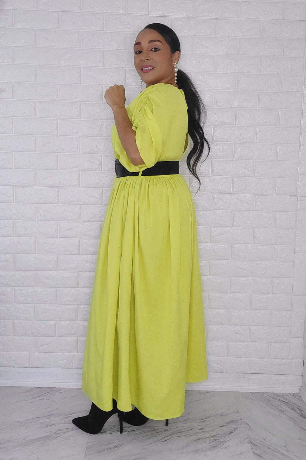 112423 Lime Apple Challi Kimono Ruched Shoulder Midi Dress w/Belt