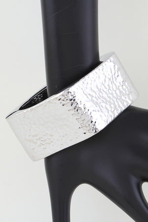 040725 The Hammered Wide Cubic Cuff Bracelet