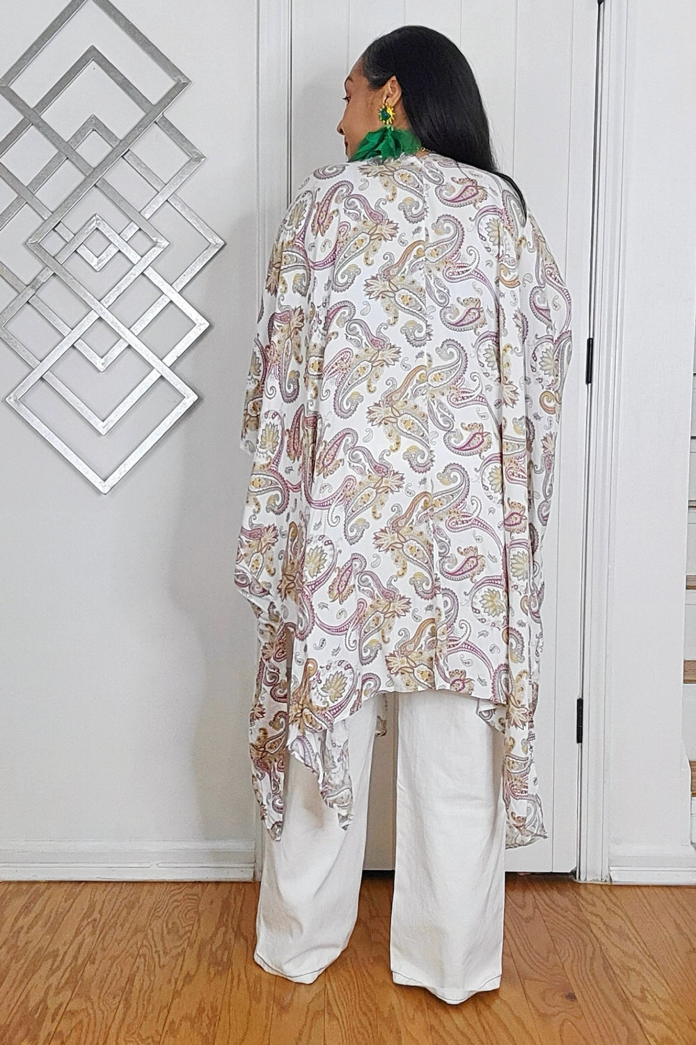 040825 One Size Fit All Paisley Print Kimono Cardigan
