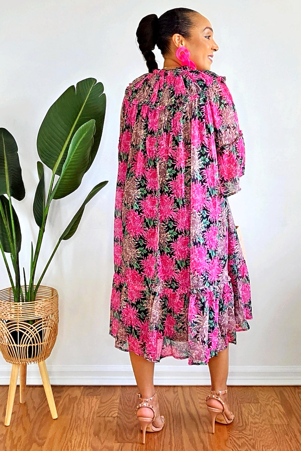 051625 Black Multi Florals Short Sleeve Floral Tunic Mini Dress