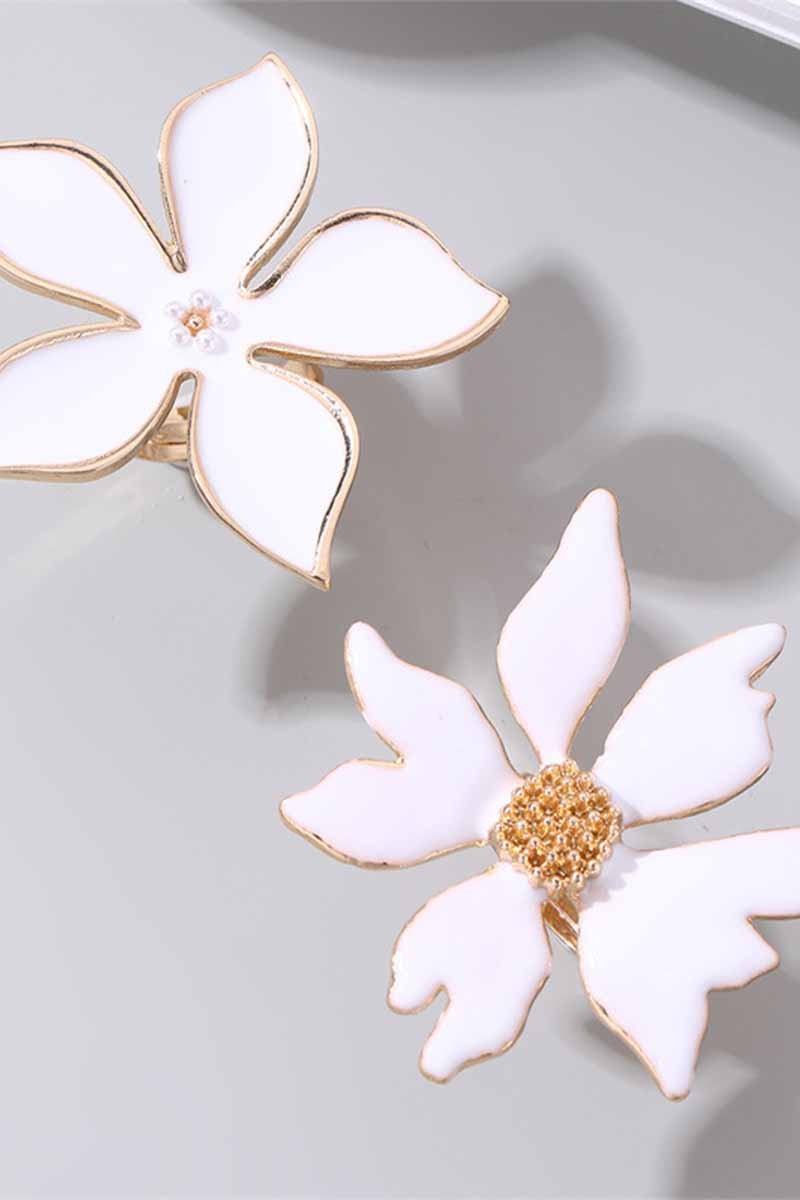 052725 Metal White Flower Five-petal Bloom Open Ring