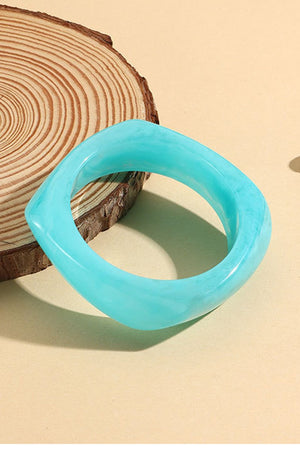 052725 Geometric Square Resin Bracelet