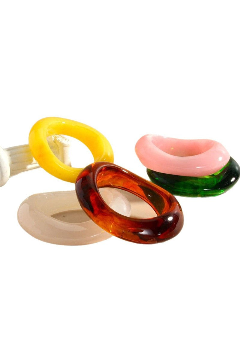 052725 Multicolor Resin Irregular Curved Bangle