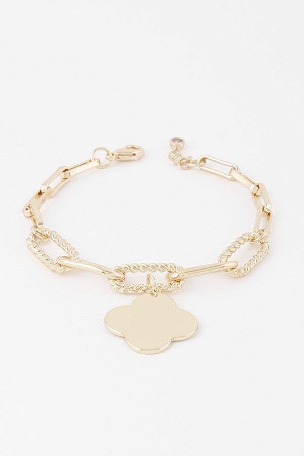 061025 Gold Twisted Clover Link Chain Bracelet