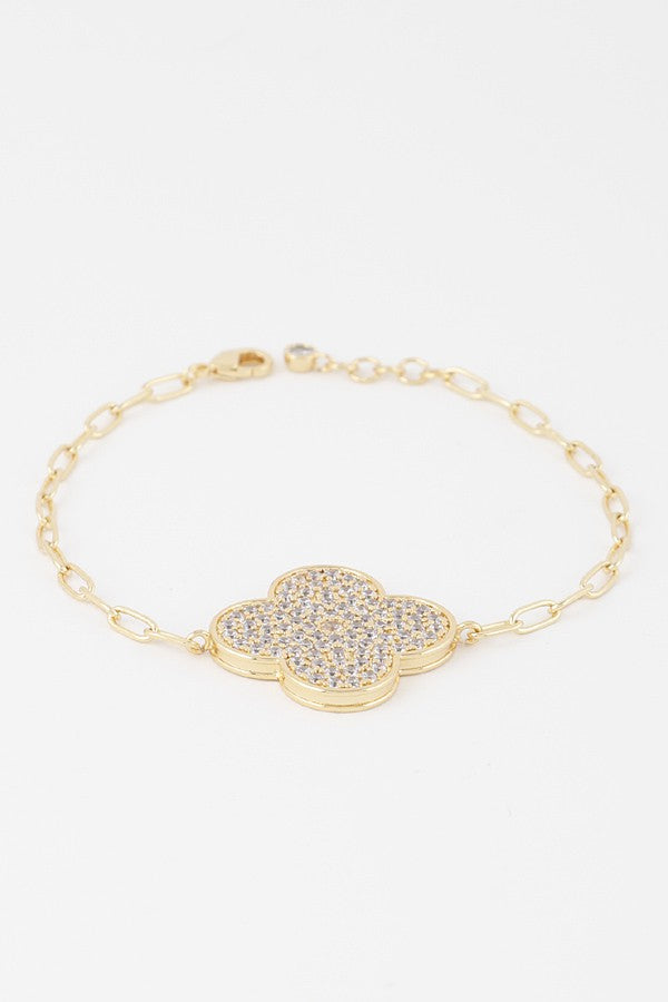 061025 Pave Diamond Clover Bracelet