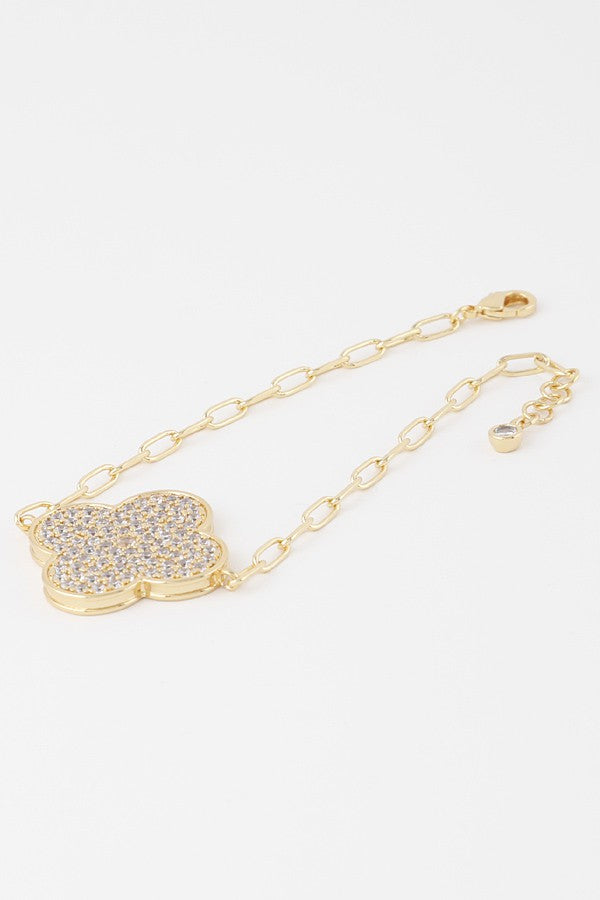 061025 Pave Diamond Clover Bracelet