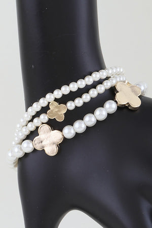 061025 Multi Clove Charm Pearls Bracelet