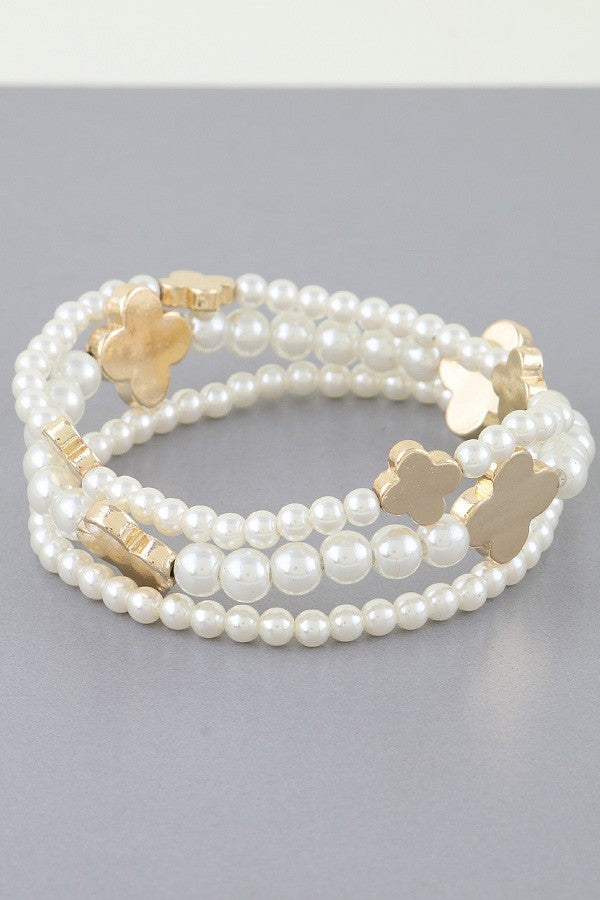 061025 Multi Clove Charm Pearls Bracelet
