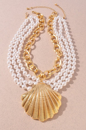 061025 Pearl & Shell Charm Necklace Set