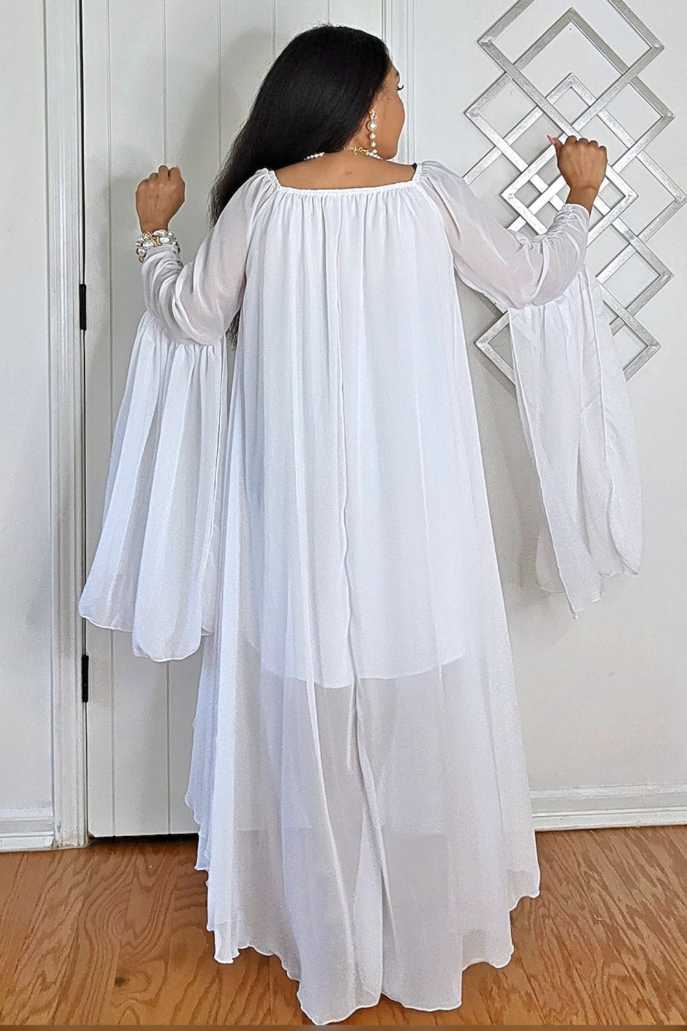 062525 The Summer High-Low Chiffon Dress with Dramatic Sleeve - White