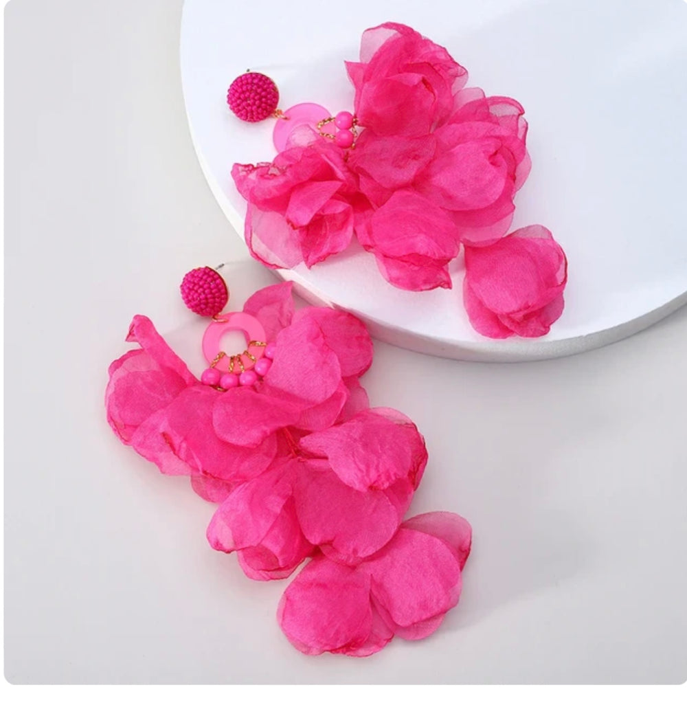 041124 The Flowers Petals Earrings