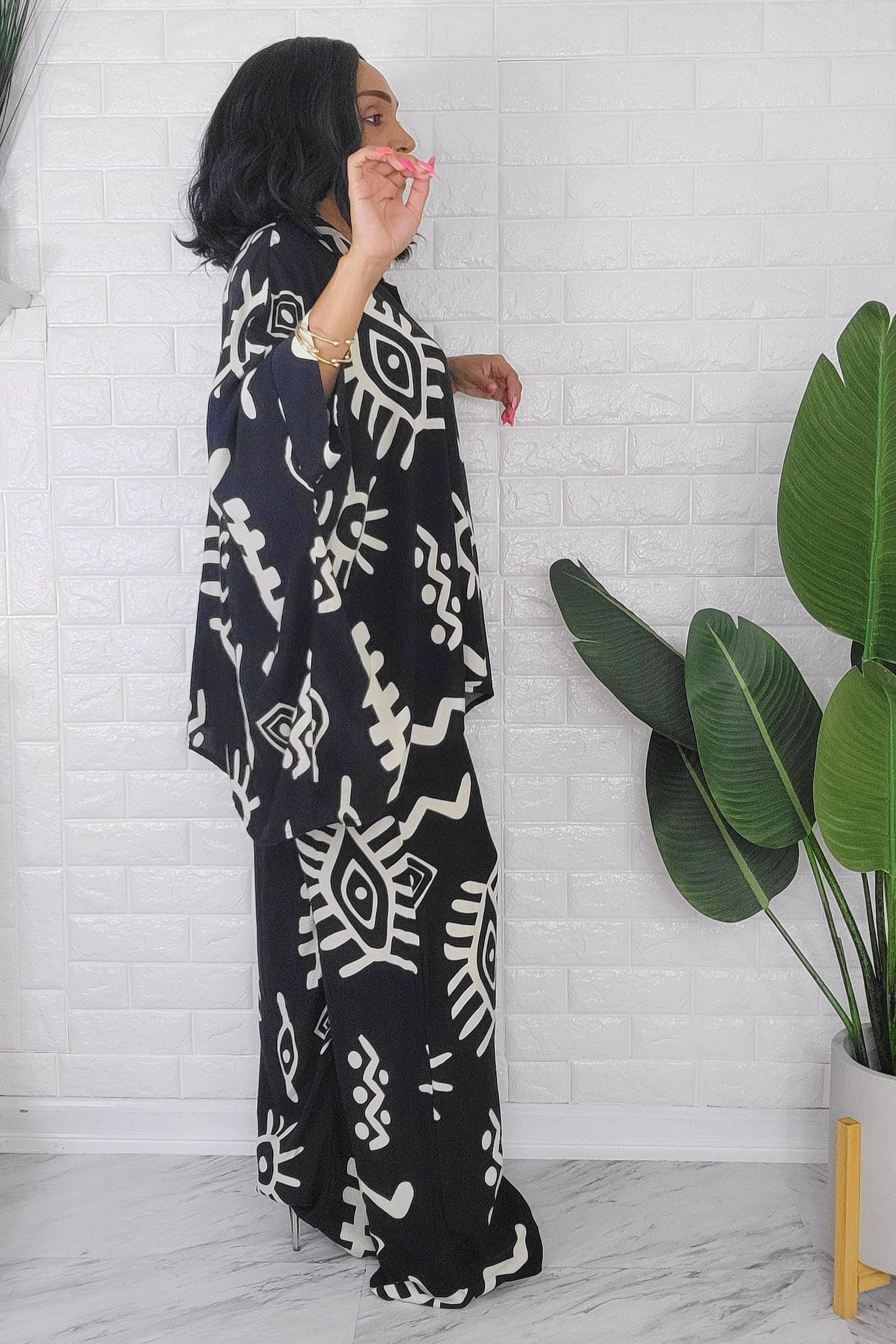 060624 The Black and Ivory African Print Pant and Top Set