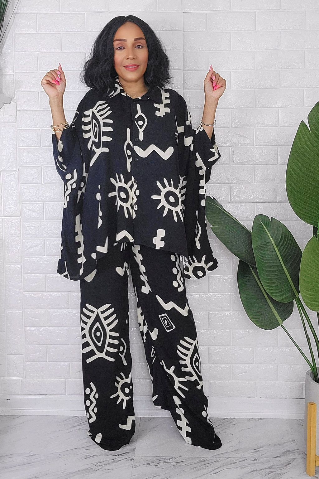 060624 The Black and Ivory African Print Pant and Top Set