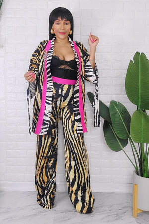 061724 Fuschia Animal Print Short Kimono & Pant Set