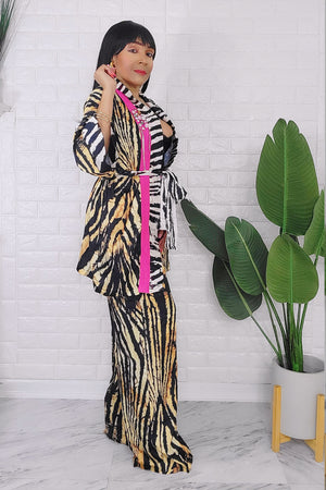 061724 Fuschia Animal Print Short Kimono & Pant Set