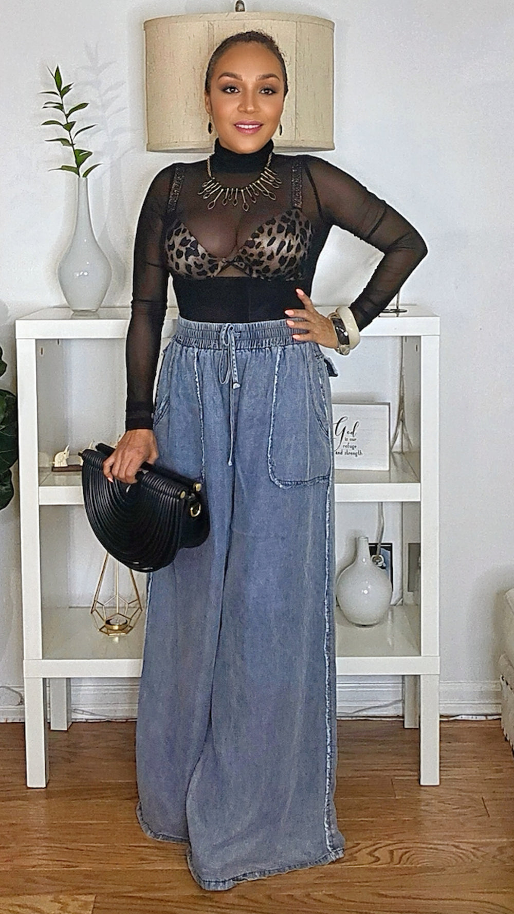 092125 The Blue Washed Chambray Denim Palazzo Pant