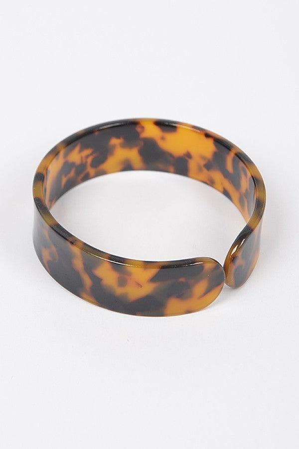 081424 Faux Turtle Shell Open Cut Bracelet