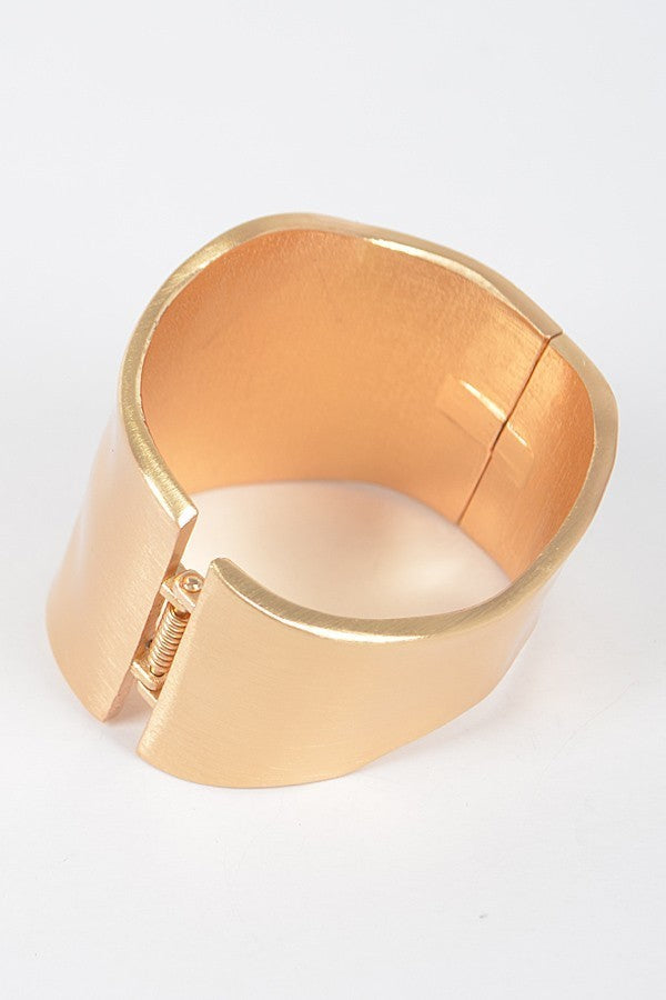 081424 Gold Metal Cuff