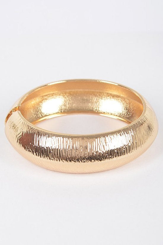 081424 Textured Metal Bangle Bracelet