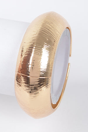 081424 Textured Metal Bangle Bracelet