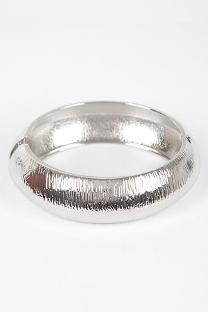 081424 Textured Metal Bangle Bracelet