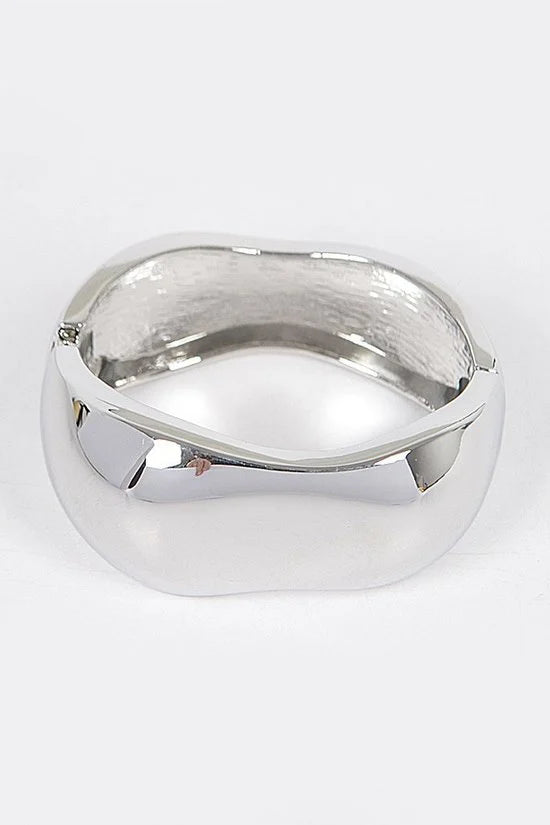 081424 Silver Metal Spring Hinge Cuff