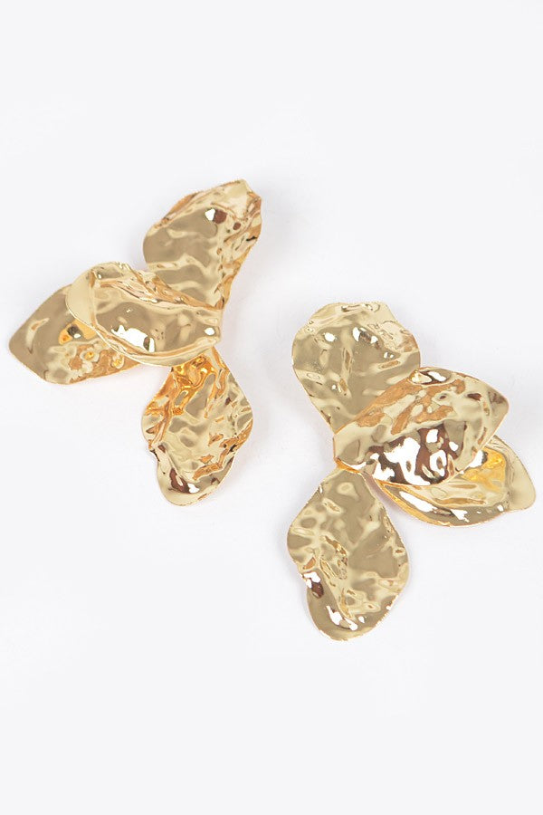 051426 Vintage Metal Earring