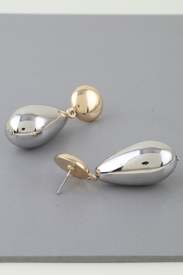 120125 Two Toned Modern Teardrop Earrings- Gold Silver