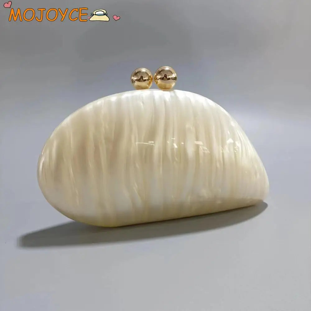 08272024 Ivory & Pearl Seashell Clutch
