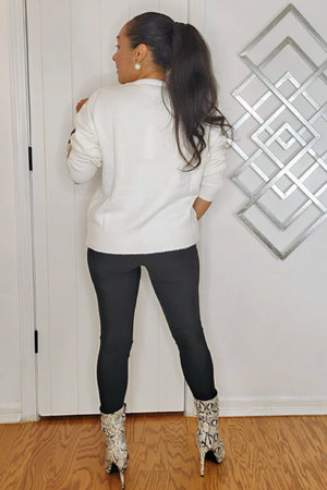 090623 White Black Rib long Sleeve Flower Print Sweater