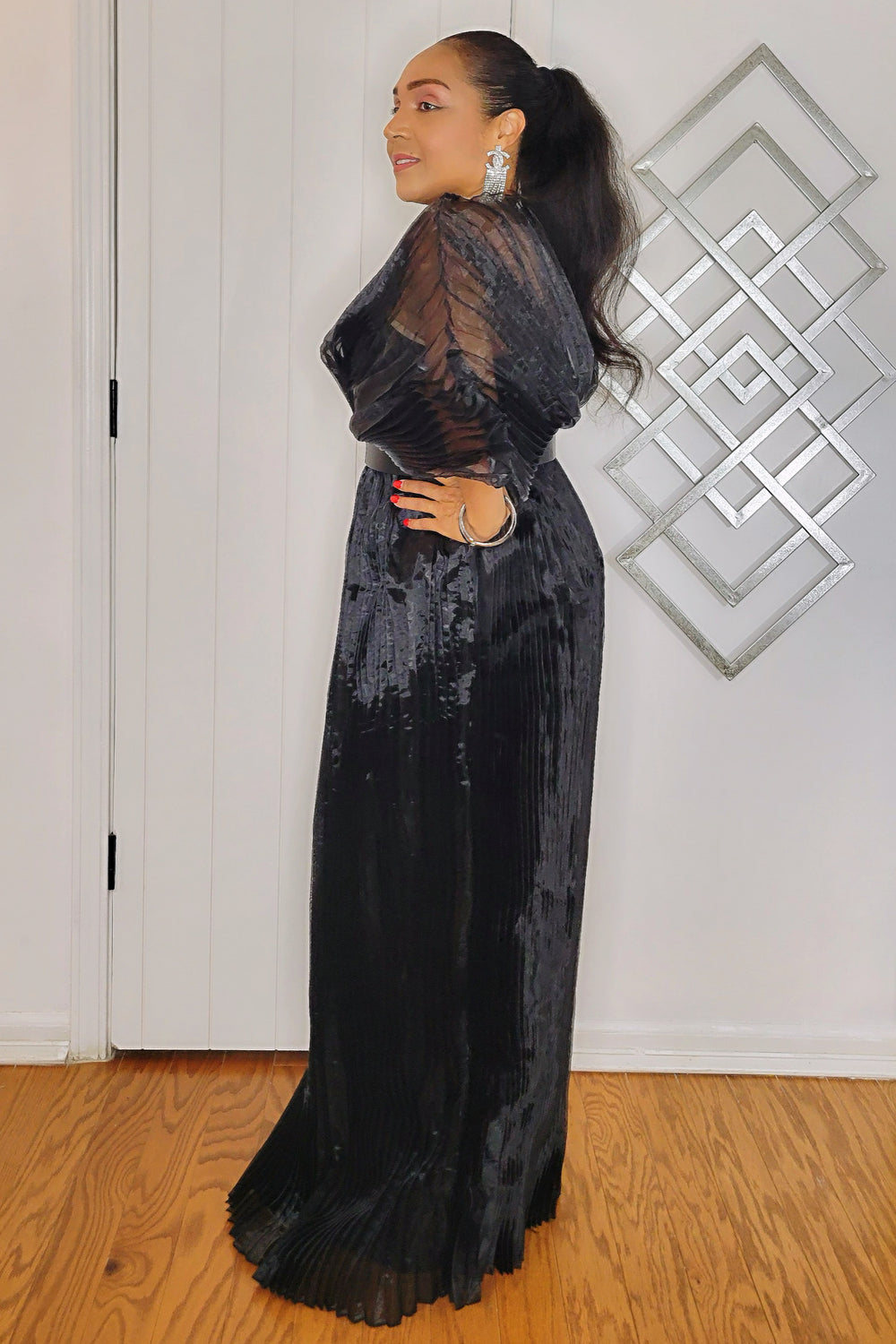 111225  The Black Midnight Goddess Gown with Belt