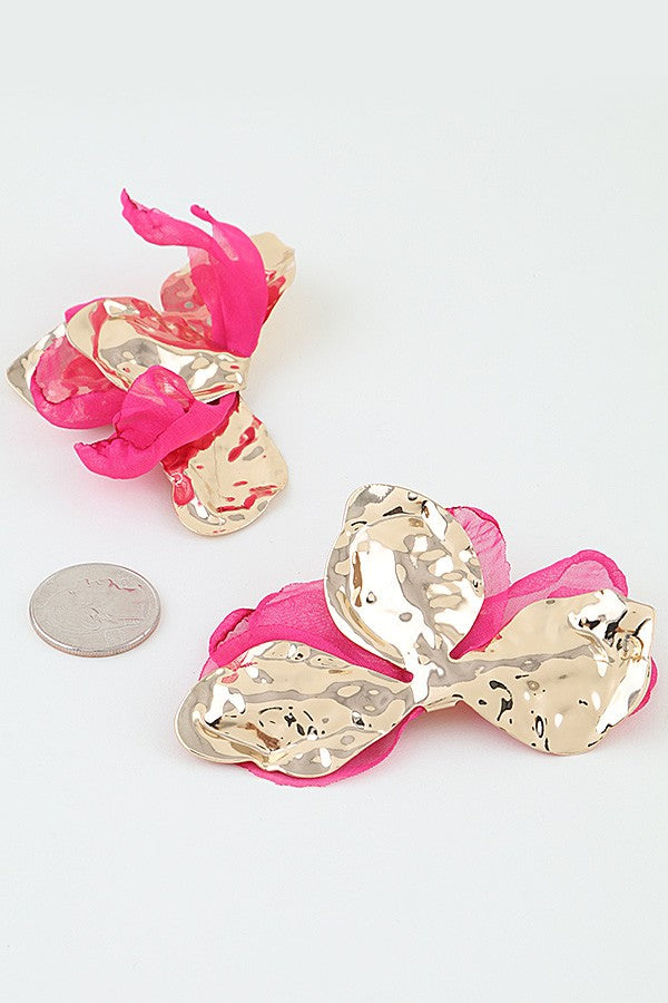 040826 Hammered Fabric Petal Blossom Earrings