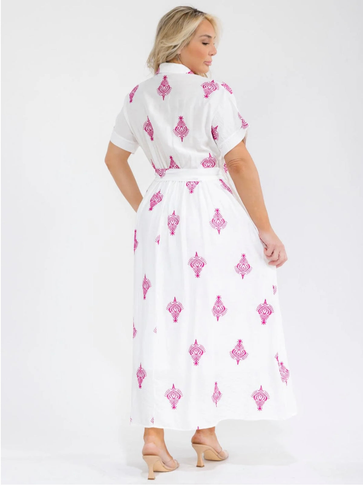 040926 The White with Fuschia Embroidered Short Sleeve Dress