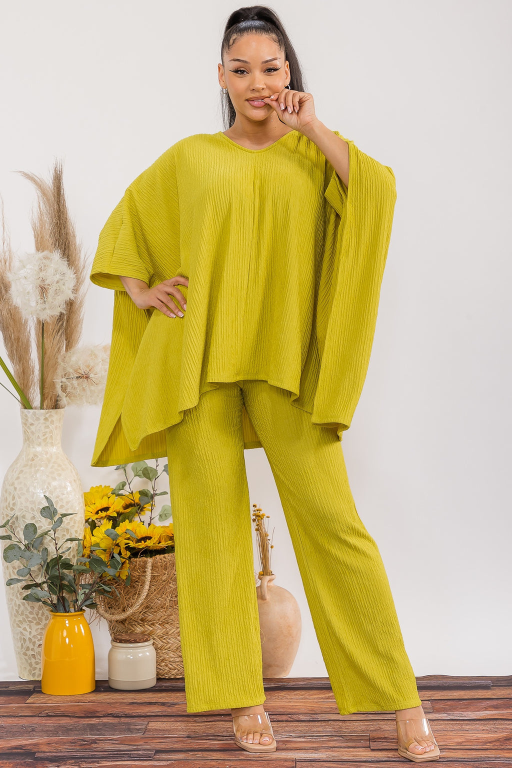 041626 Chartreuse Crinkle Flow Two-piece Set